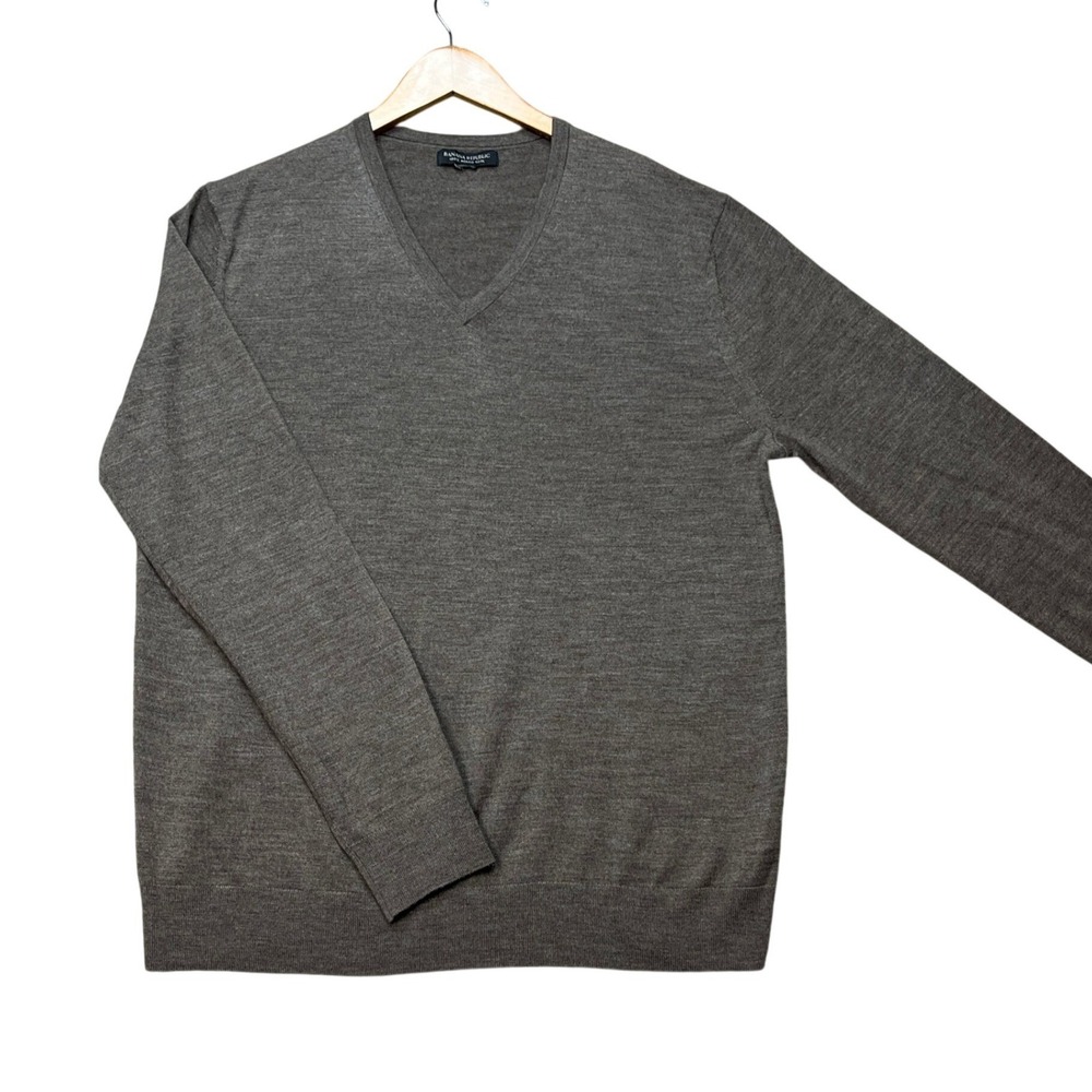 Banana Republic V-Neck Sweater Mens Large Brown Merino Wool Fine Knit Classic